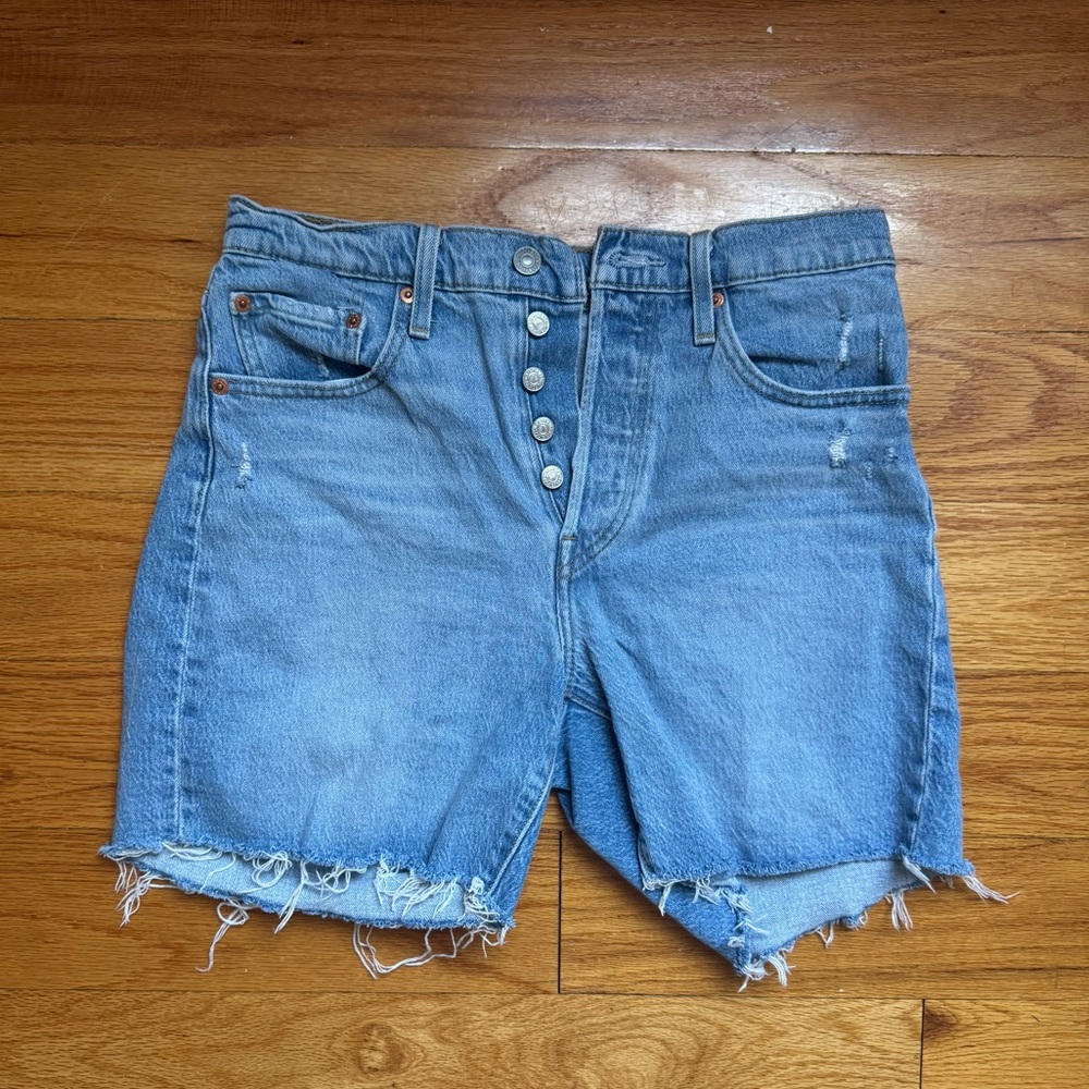 Levi's 501 Mid Thigh Women’s Shorts